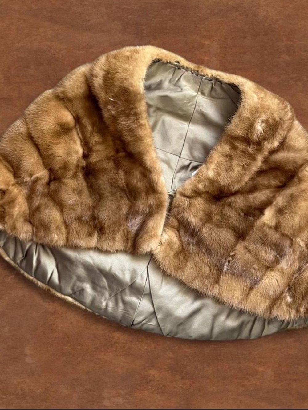 Women's Autumn Haze Vintage Mink Shoulder Wrap